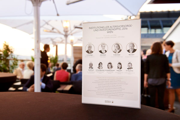 Institutioneller Altersvorsorge- und Investorengipfel – Get-Together
