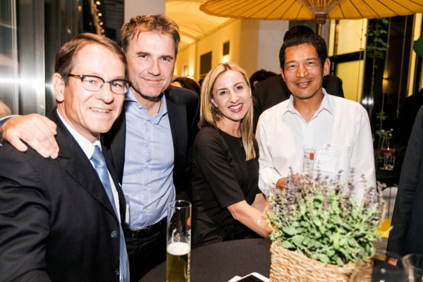 Fantastische Stimmung im Gastgarten der Labstelle Wien