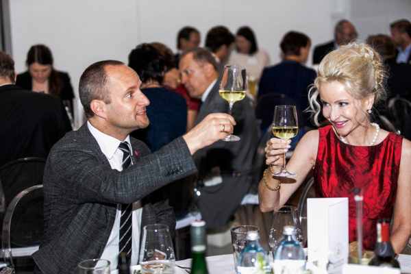 Matthias Strolz und Sandra Navidi