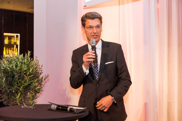 Martin Linsbichler bei der Laudatio für Matthias Strolz