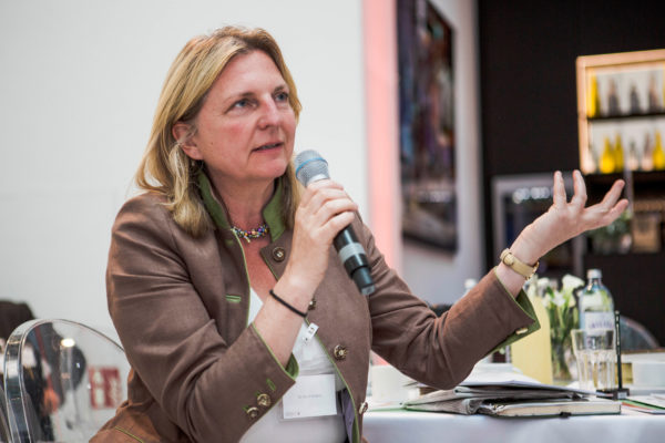 Dr. Karin Kneissl