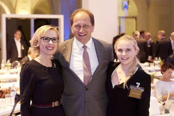 Barbara Bertolini, Alexander Graf Lambsdorff, Vizepräsident des Europäischen Parlaments, Ronja Gianna Bertolini