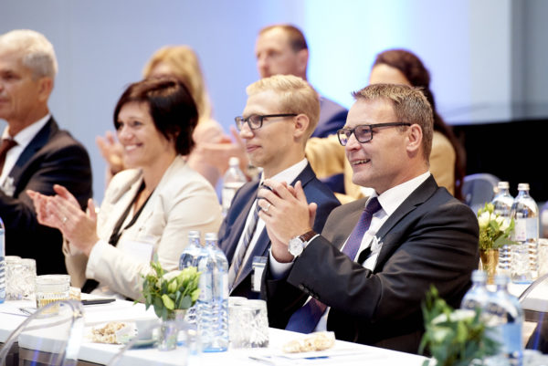 Gute und entspannte Stimmung am Institutionellen Altersvorsorge Herbstdialog 