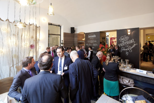 Die Pausen wurden für den länderübergreifenden Gedankenaustausch gut genutzt