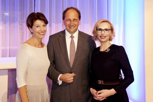 Mag. Karin Keglevich-Lauringer, Geschäftsführerin, Special Public Affairs, Alexander Graf Lambsdorff, Vizepräsident, Europäisches Parlament, Barbara Bertolini