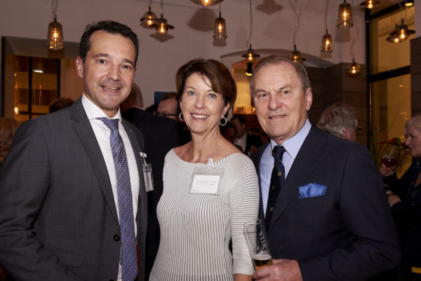 Mag. Gerald Loacker, NEOS, Mag. Karin Keglevich-Lauringer, Dr. Peter Lauringer