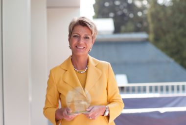 EN Karin Keller-Sutter, Ständerätin der FDP – Die Liberalen erhielt 2016 die Auszeichnung für die »Zukunftssicherung in der Altersvorsorge« Schweizer Politiker