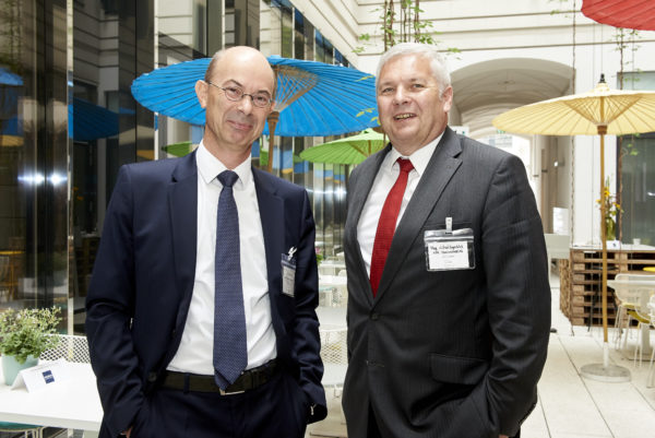 Mag. Günther Schiendl, Vorstand, VBV Pensionskasse AG, Mag. Alfred Ungerböck, Vorstand, APK Pensionskasse AG