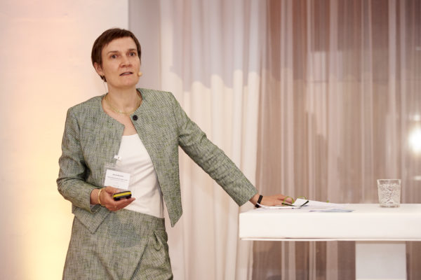 Sibylle Reichert beim Vortrag: Quo vadis DB-Systeme? Trendsetter und Vorbild Holland