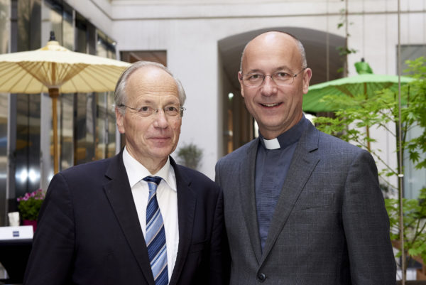 Prof. Dr. Rudolf Taschner und Dompfarrer von St. Stephan, Toni Faber
