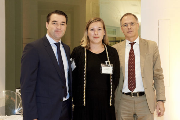 Philipp Good und Franziska Vogt, beide Fisch Asset Management, Zürich, Martin Boos, Stiftungsratspräsident, Stiftung für Menschen mit seltenen Krankheiten, Basel