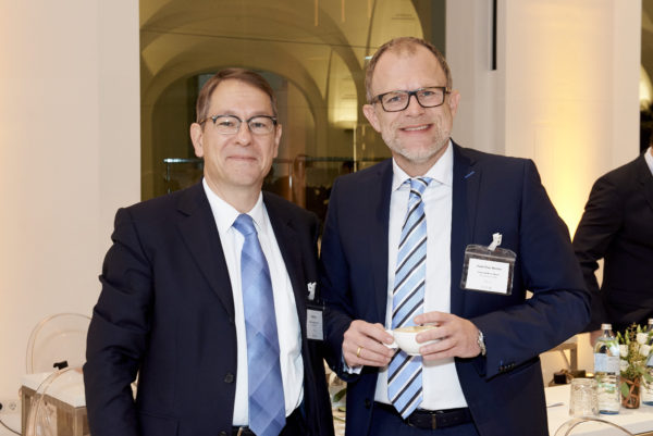 Olaf Keese, Geschäftsführer, EbAV-Consulting, Hamburg, Frank Oliver Paschen, Vorstandsvorsitzender, Dresdener Pensionskasse, Kulmbach