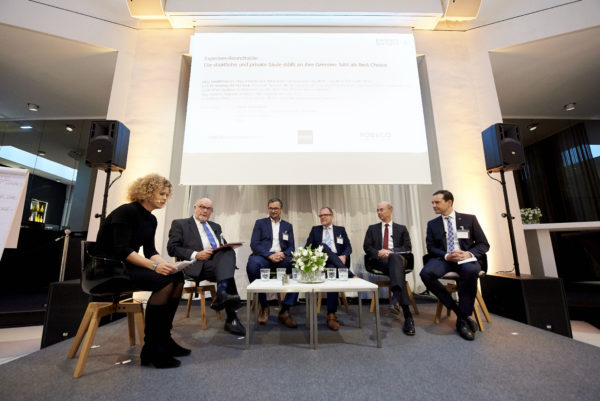 Experten-Roundtable: Die staatliche und private Säule stößt an ihre Grenzen: 
bAV als Best Choice