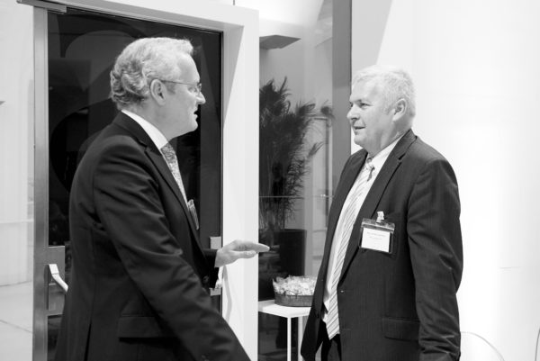 Fachlicher Austausch: Klaus Stiefermann, Geschäftsführer, aba und Mag. Alfred Ungerböck, Vorstand, APK Vorsorgekasse