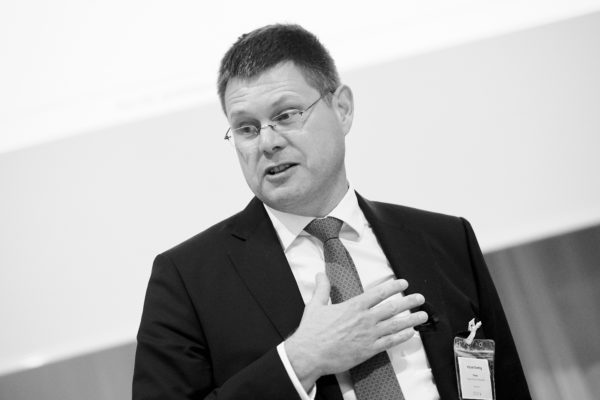 Michael Strating, Head of Core Equities, Robeco, Rotterdam bei seinem Vortrag: Kontinuierliche Aktienerträge mit geringem Verlustpotential