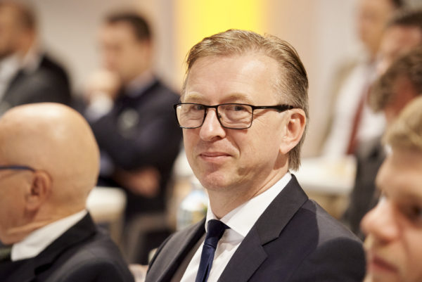 Mag. Albert Reiter, Geschäftsführer, e-fundresearch