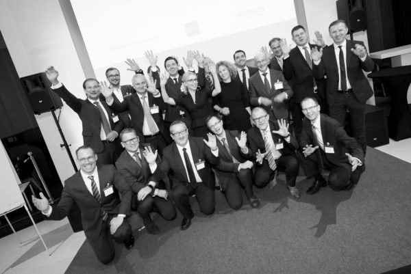 Die Sprecher und Teilnehmer der Podiumsdiskussionen beim Institutionellen Altersvorsorge Herbstdialog 2017