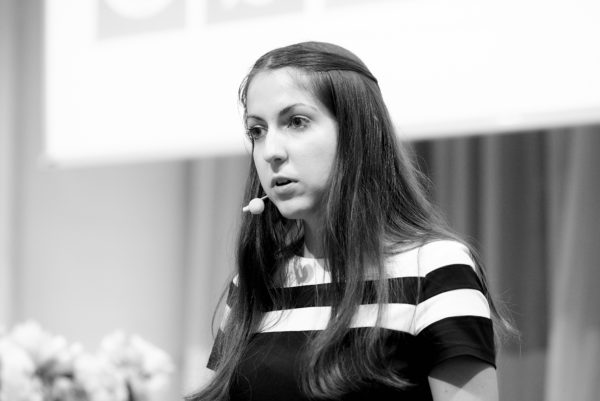 Dijana Bogdanovic begeisterte die Gäste mit Ihrem Vortrag beim Institutionellen Altersvorsorge- und Investorengipfel