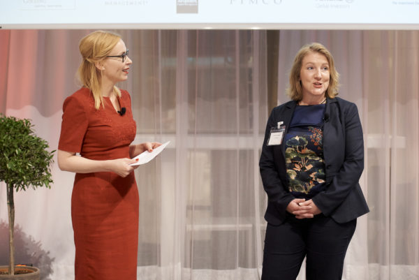 Barbara Bertolini mit Ann-Grit Lehmann bei der Anmoderation