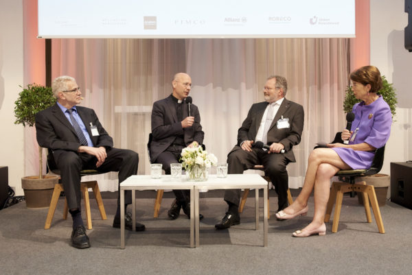 Abschluss-Talkrunde: "Glücksbringer Glaube - macht Gott uns glücklich?"