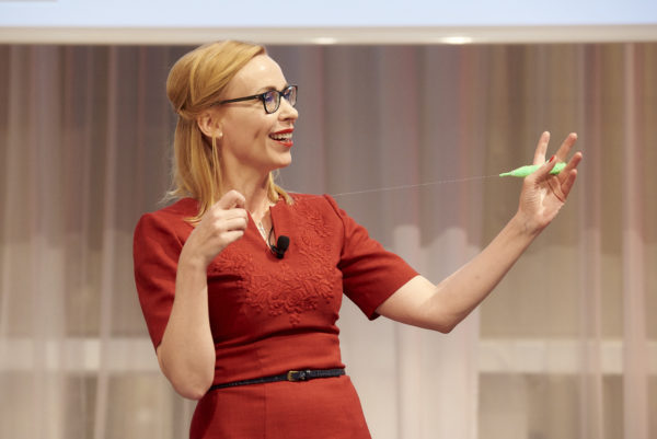 ...denn ab und zu steckt auch hier der Wurm drin. Rat dazu weiß aber Dr. Thomas Kressin von Pimco!"