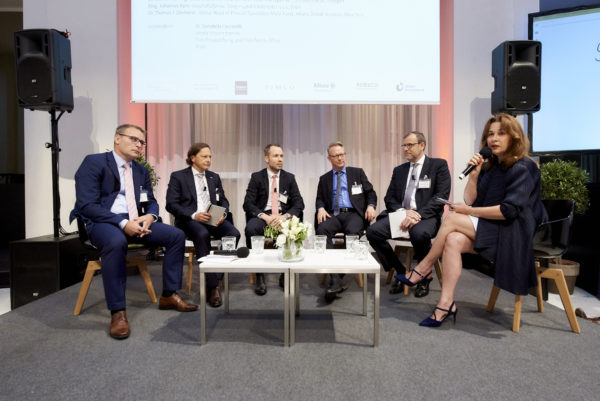 Podiumsdiskussion: "Schutzmechanismen für eine chancenreiche SAA"