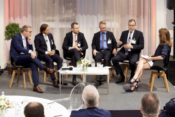 Moderiert von Dr. Donatella Ceccarelli: "Schutzmechanismen für eine chancenreiche SAA"