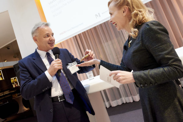 Martin Koch von der EU-Kommission im Gespräch mit Barbara Bertolini