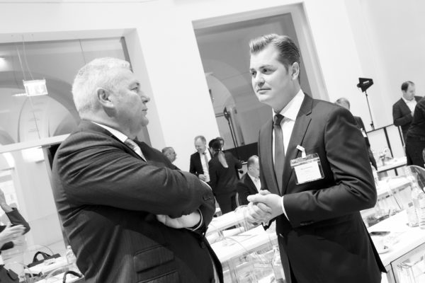 Mag. Rudolf Diewald, Insurconsult im Gespräch mit Marco Seminerio, Mainfirst, Frankfurt am Main
