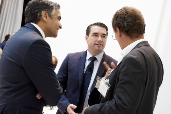 Sikandar Salam und Philipp Good, beide Fisch Asset Management im Gespräch mit Finanzvorstand der VBV Vorsorgekasse, Mag. Martin Vörös