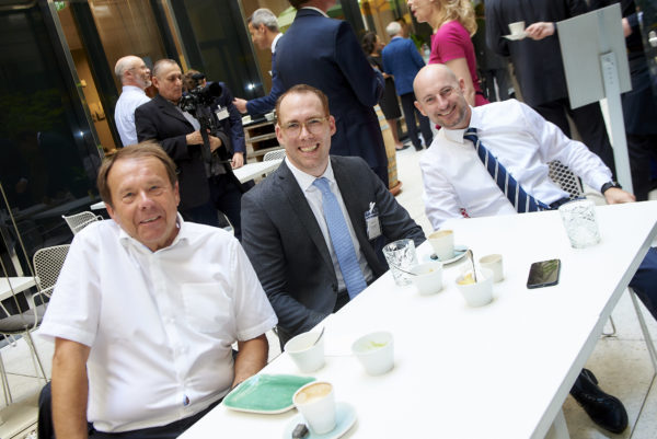 Bereits in der früh relaxte und gute Stimmung unter den Gästen