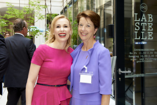 Dreamteam: Barbara Bertolini mit Mag. Karin Keglevich-Lauringer