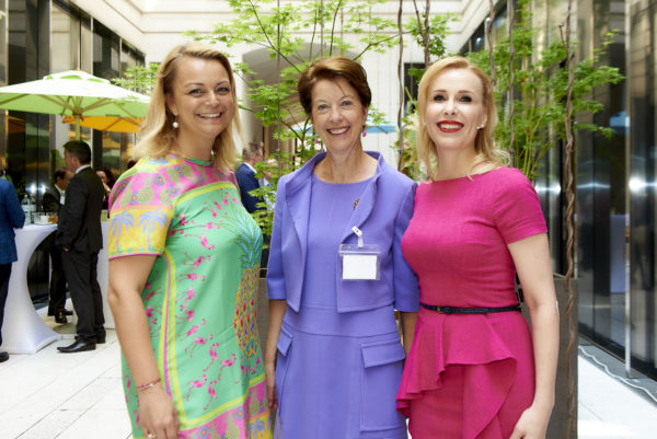 Mag. Christiane Holzinger, Junge Wirtschaft Österreich, Barbara Bertolini und Mag. Karin Keglevich-Lauringer