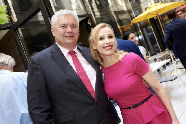 Mag. Alfred Ungerböck, APK Pensionskasse und Barbara Bertolini