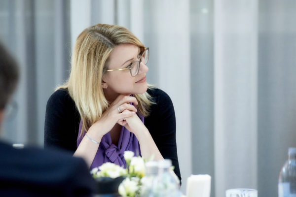 Sandra Hübner, Geschäftsführerin von konsequent-lernen - betriebliche Altersvorsorge