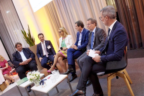 Expertengespräch: Stabile Pensionszukunft: Lebensstandardsicherung versus Armutsvermeidung, Innovationen der kapitalgedeckten Systeme, Populismus in der Pensionsdebatte