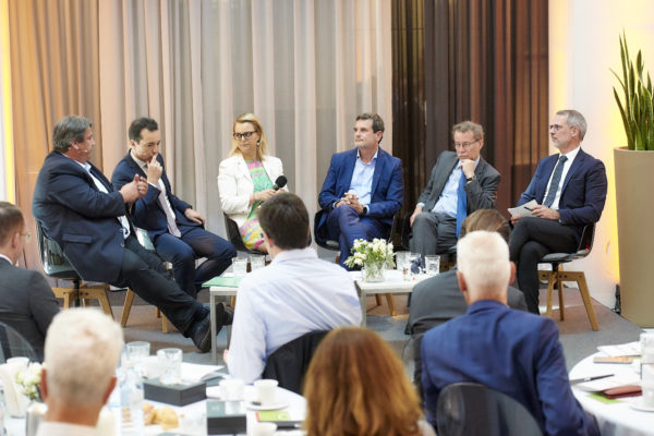 Expertengespräch: Stabile Pensionszukunft: Lebensstandardsicherung versus Armutsvermeidung, Innovationen der kapitalgedeckten Systeme, Populismus in der Pensionsdebatte