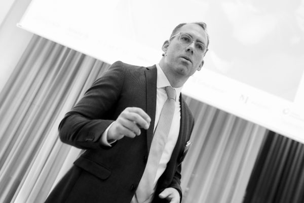 Robert Koch stellte die Investmentstrategie der FISCH Pensionkasse vor