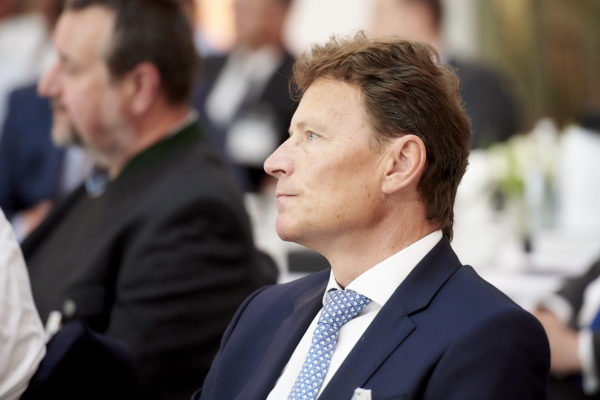 Mag. Ernst Riegel, Allianz Global Investors