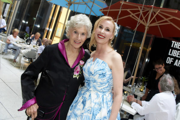 Ehrengast Waltraut Haas mit Barbara Bertolini