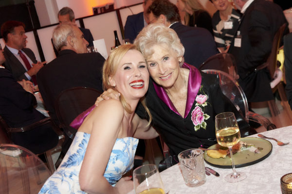 Barbara Bertolini und Waltraut Haas