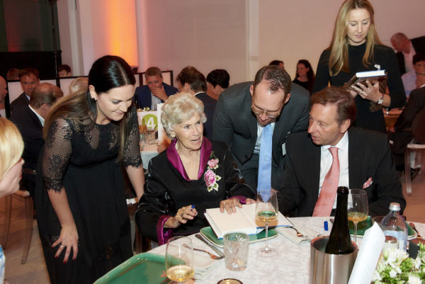 Daniela Lehenbauer, Waltraut Haas, Robert Koch und Thorsten Groneberg