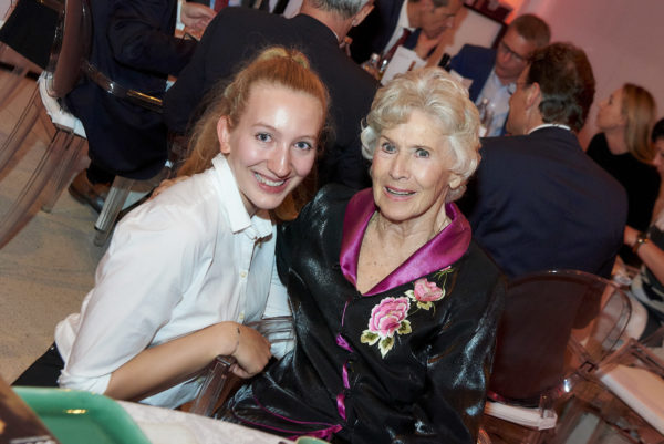 Antonia Czeitschner und Waltraut Haas