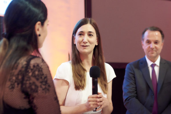 Bettina Schwindt vom Bundesministerium für Arbeit und Soziales bei der Dankesrede im Namen von Staatssekretär Dr. Rolf Schmachtenberg