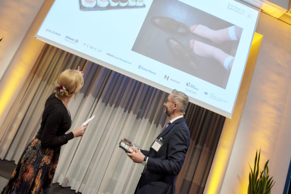 Asien-Fan Thomas Kressin bekam im Zuge der Anmoderation von Barbara Bertolini "Sushi-Socken"