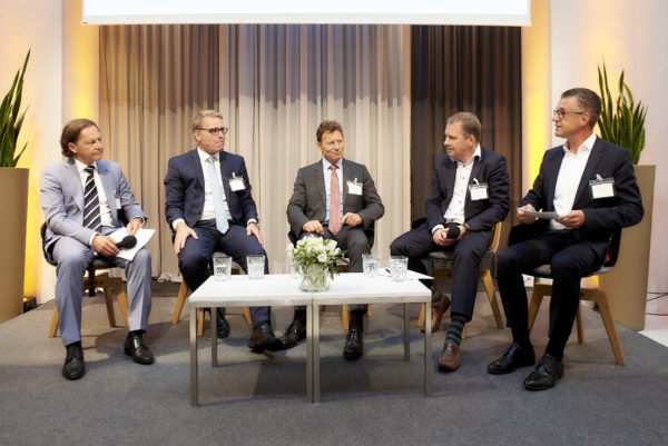 Podiumsdiskussion: "Wie gut sind Opportunitätskosten als Beurteilungsmaßstab für Risikomanagementsysteme geeignet?"