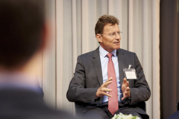 Ernst Riegel, Allianz Global Investors