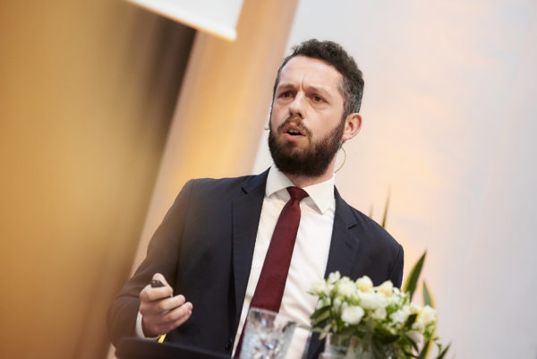 Dónal Kinsella, Eaton Vance bei seinem Vortrag: "Replacing Interest Rate Risk