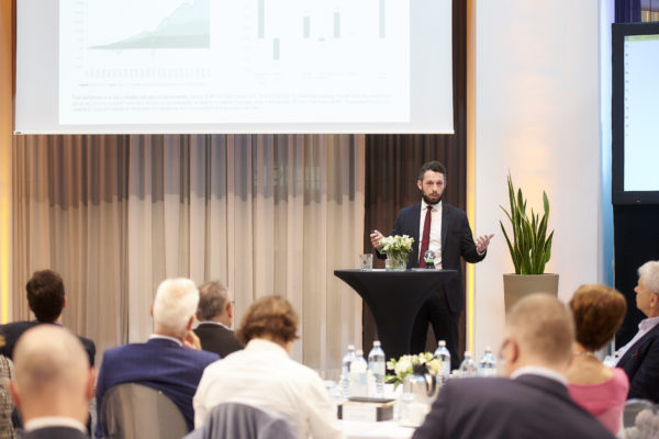 Dónal Kinsella, Eaton Vance bei seinem Vortrag: "Replacing Interest Rate Risk