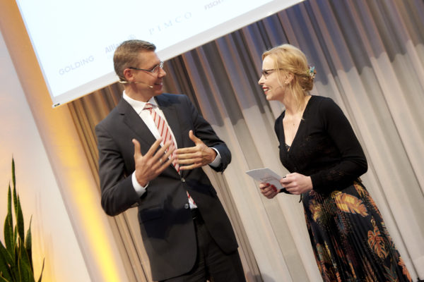 Thomas Brose, Quoniam Asset Management mit Barbara Bertolini bei der Anmoderation